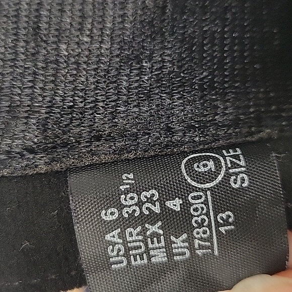 Christian Siriano Women PointedToe Heeled Ankle Boots BootiesBlack Size 10 - Picture 11 of 11